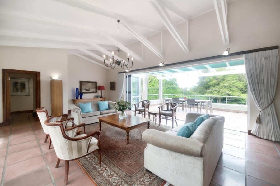 5 Bedroom Property for Sale in Fernkloof Estate Western Cape